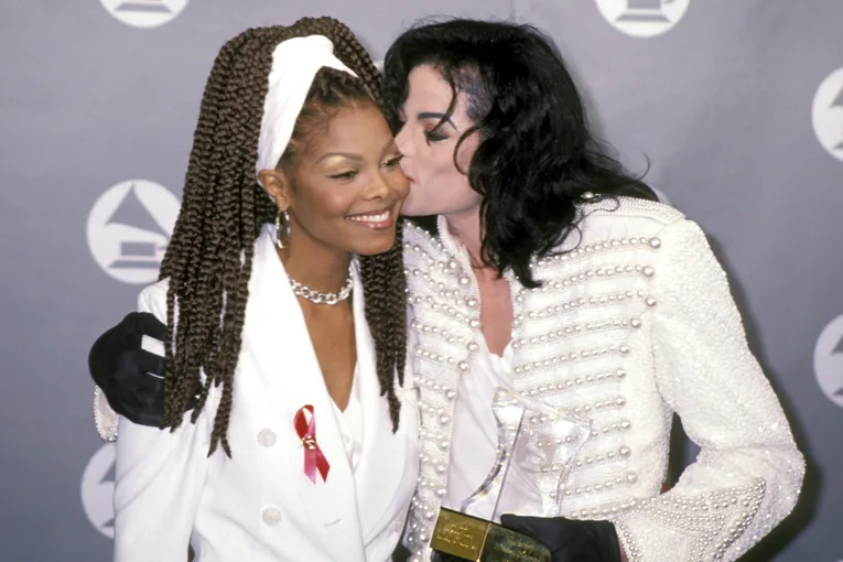 Janet Jackson Raises Fans' Eyebrows By Posing With A Michael Jackson Impersonator