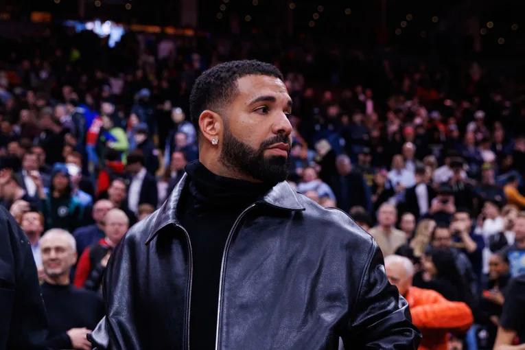 Drake Introduces Real-Life Anita Max Wynn Girl In Gambling Stream With Adin Ross & Stake